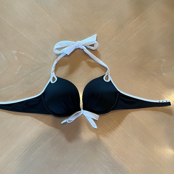 Victoria’s Secret Push Up Bikini/SwimsuitTop - Picture 2 of 5